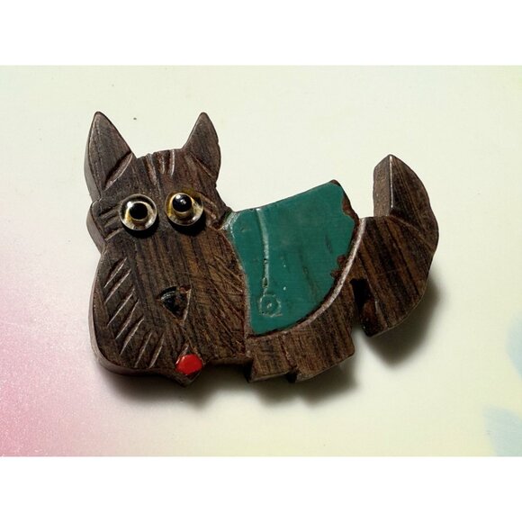 unbranded Jewelry - Art Deco 30's Carved Wood Scottie Dog Brooch Glass Eyes